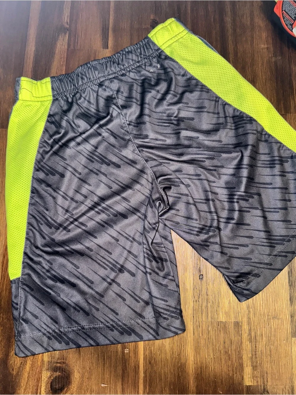 Nike Dri-FIT Boys Athletic Shorts - Gray & Volt Performance Shorts - Size 7